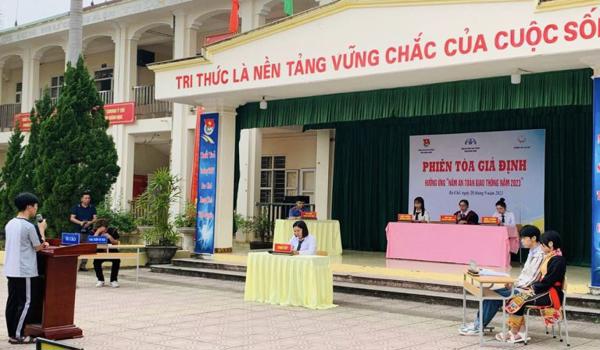 Mẫu đơn khởi kiện tại tòa án nhân dân huyện Ba Chê Tỉnh Quảng Ninh mới nhất năm 2024.