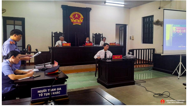 Mẫu đơn khởi kiện tại tòa án nhân dân huyện Phú Vang, tỉnh Tỉnh Thừa Thiên Huế mới nhất năm 2024