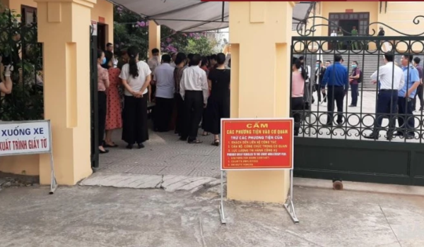Mẫu đơn khởi kiện tại tòa án nhân dân huyện Lạc Thủy Tỉnh Hòa Bình mới nhất năm 2024