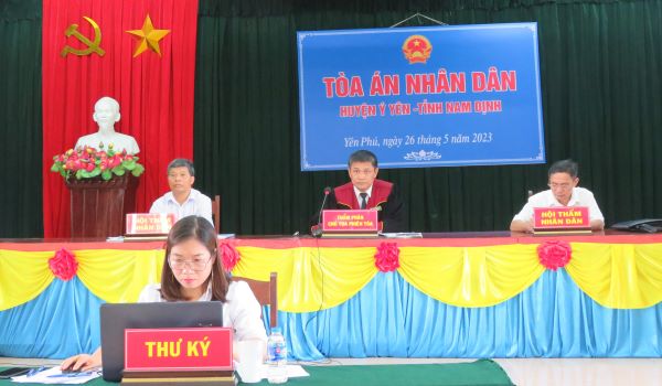 Mẫu đơn khởi kiện tại tòa án nhân dân huyện Ý Yên Tỉnh Nam Định mới nhất năm 2024.