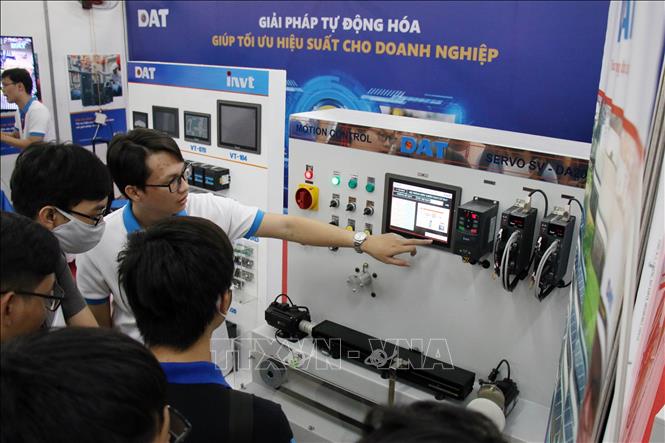 ứng dụng công nghệ cao trong doanh nghiệp 