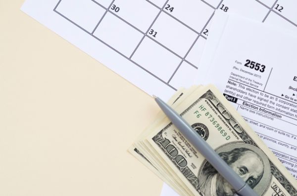 Thuế nhà thầu nước ngoài năm 2024: Quy định về khấu trừ thuế và khai báo